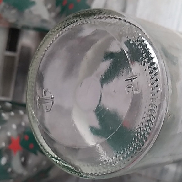 Vintage Anchor ⚓ Hocking 🎄Christmas glasses - Picture 2 of 3